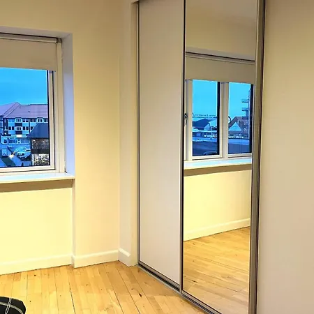 Strandbygade 83,3 Tv